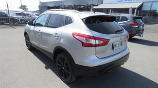 2015 Nissan Qashqai - Thumbnail