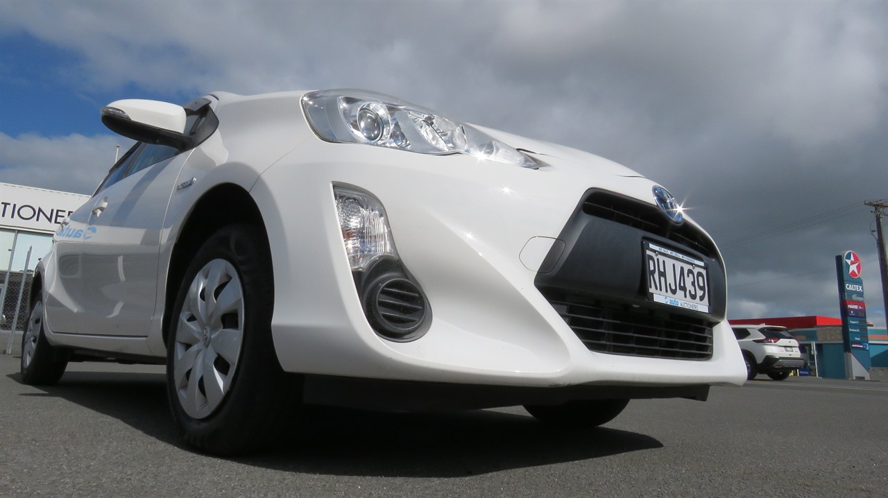2017 Toyota Aqua