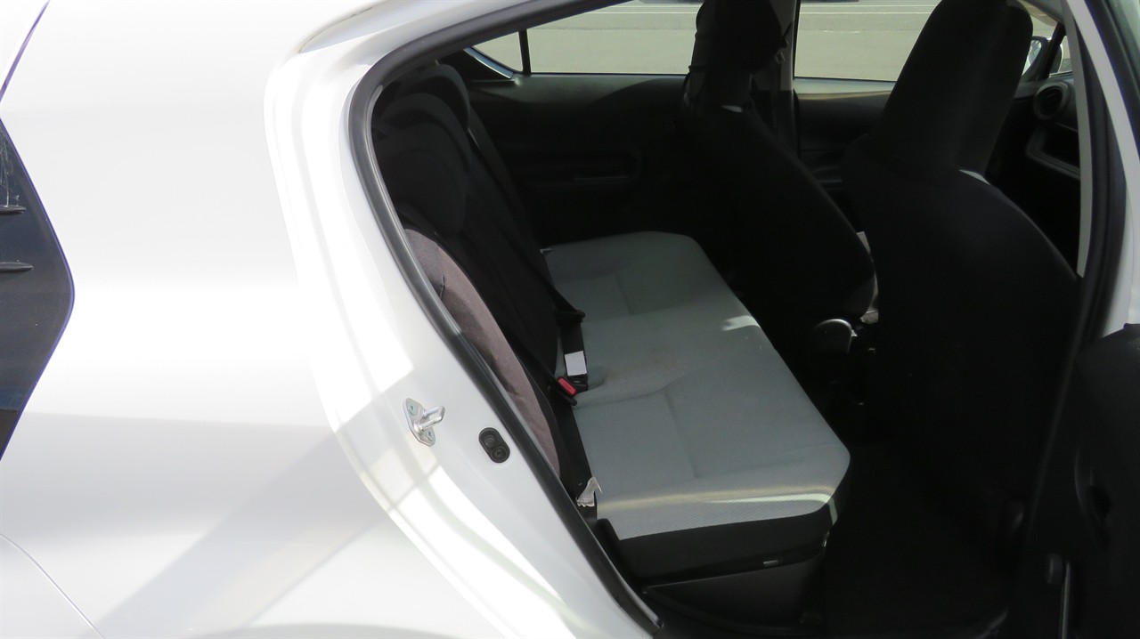 2017 Toyota Aqua