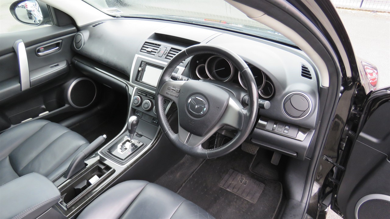 2009 Mazda Atenza