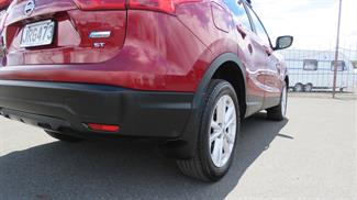 2016 Nissan Qashqai - Thumbnail