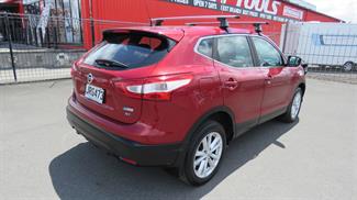 2016 Nissan Qashqai - Thumbnail