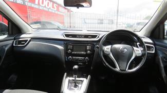 2016 Nissan Qashqai - Thumbnail