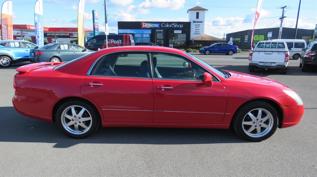 2003 Mitsubishi Diamante