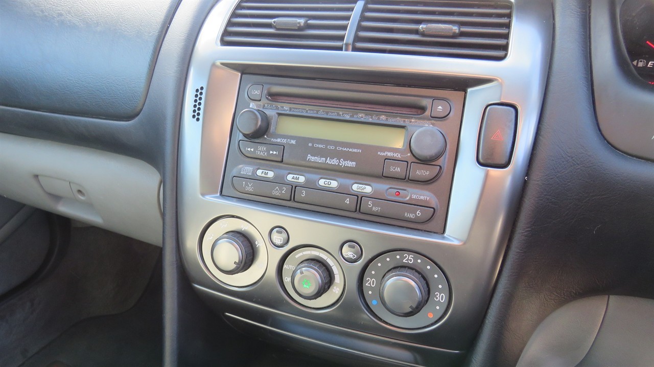 2003 Mitsubishi Diamante