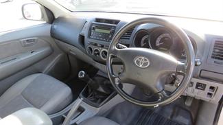 2009 Toyota Hilux - Thumbnail