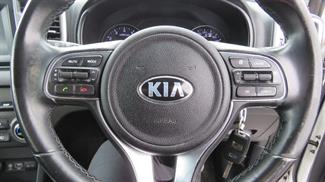 2017 Kia Sportage - Thumbnail