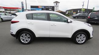 2017 Kia Sportage - Thumbnail