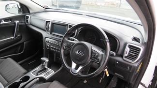 2017 Kia Sportage - Thumbnail