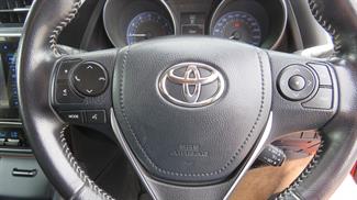 2016 Toyota Corolla - Thumbnail