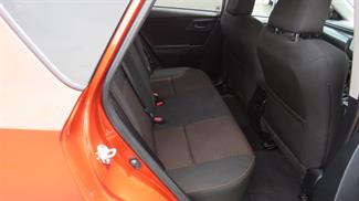 2016 Toyota Corolla - Thumbnail