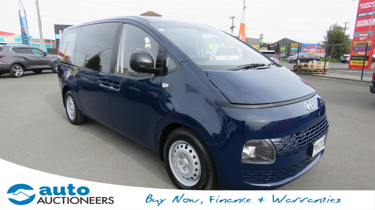 2022 Hyundai Staria Load