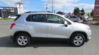 2017 Holden Trax - Thumbnail