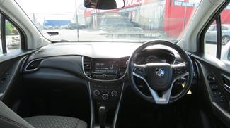 2017 Holden Trax - Thumbnail
