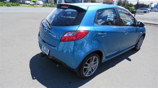 2014 Mazda 2 - Thumbnail