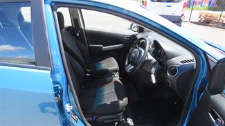 2014 Mazda 2 - Thumbnail