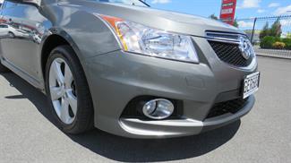 2012 Holden Cruze - Thumbnail