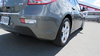 2012 Holden Cruze - Thumbnail