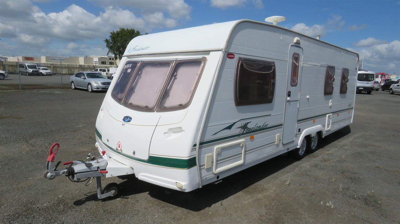 2004 LUNAR Freelander