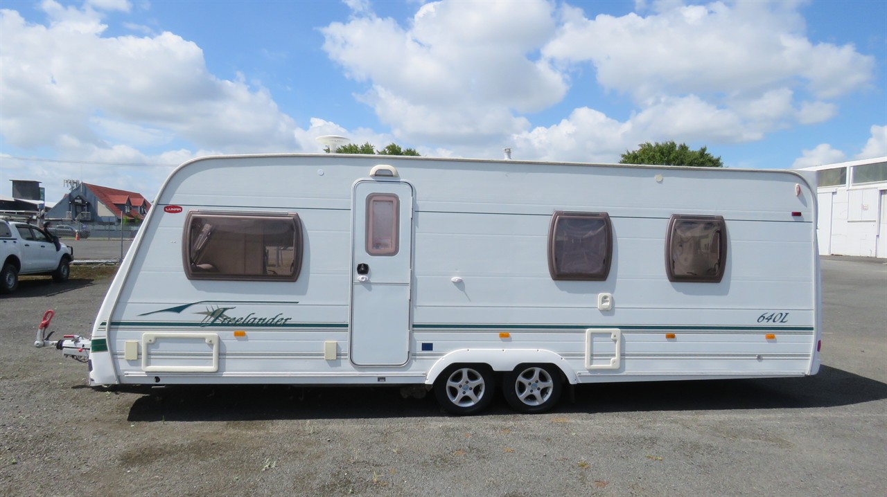 2004 LUNAR Freelander