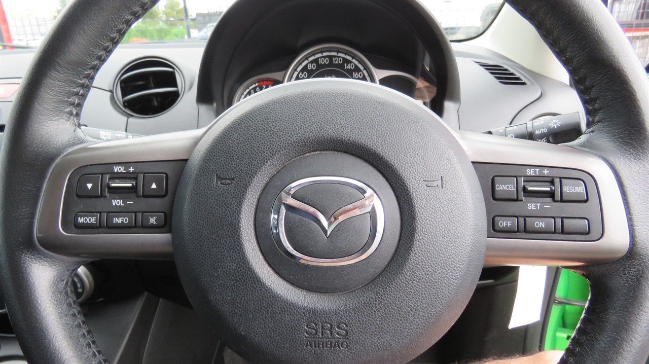 2013 Mazda 2
