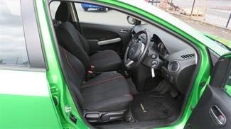 2013 Mazda 2 - Thumbnail