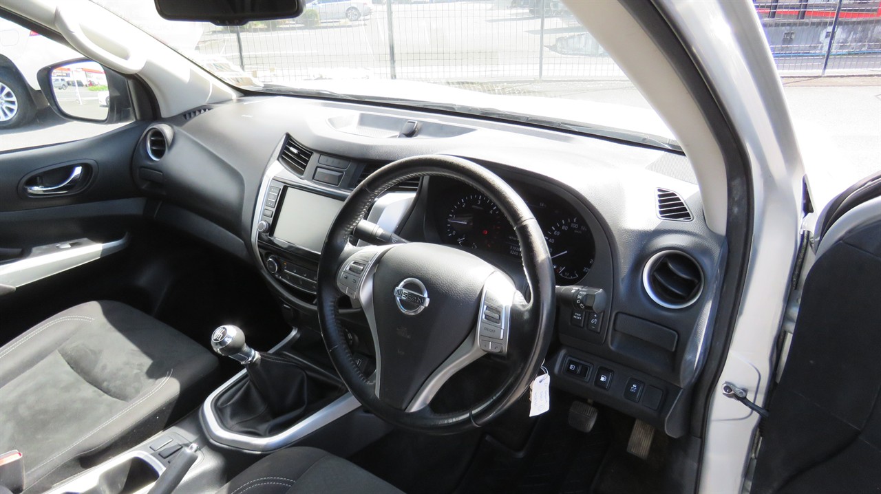 2020 Nissan Navara