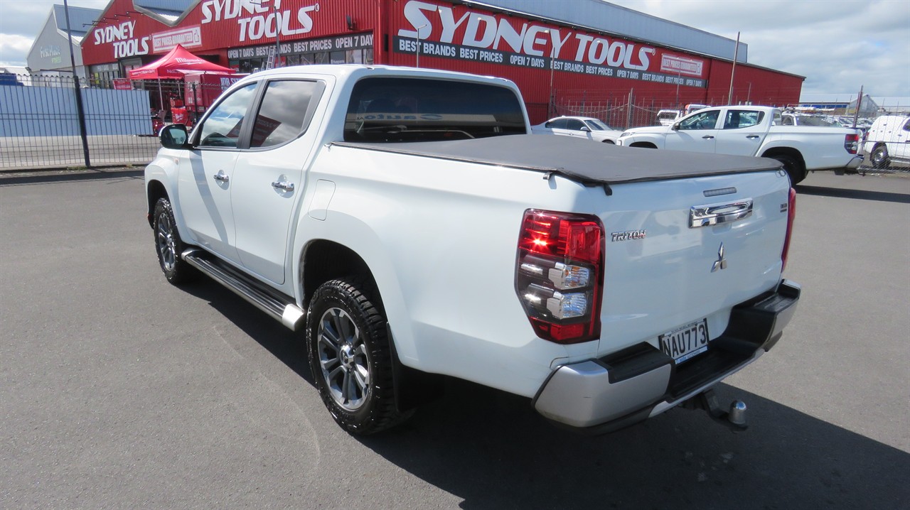 2020 Mitsubishi Triton