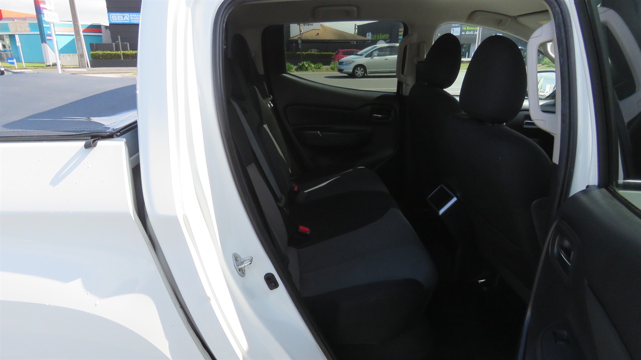 2020 Mitsubishi Triton