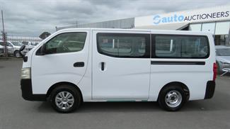 2013 Nissan Nv350 - Thumbnail