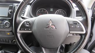2016 Mitsubishi Triton - Thumbnail