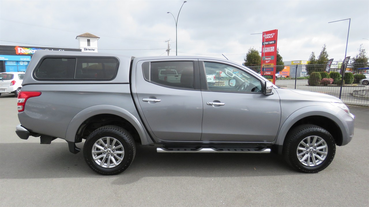 2016 Mitsubishi Triton