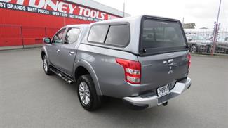 2016 Mitsubishi Triton - Thumbnail