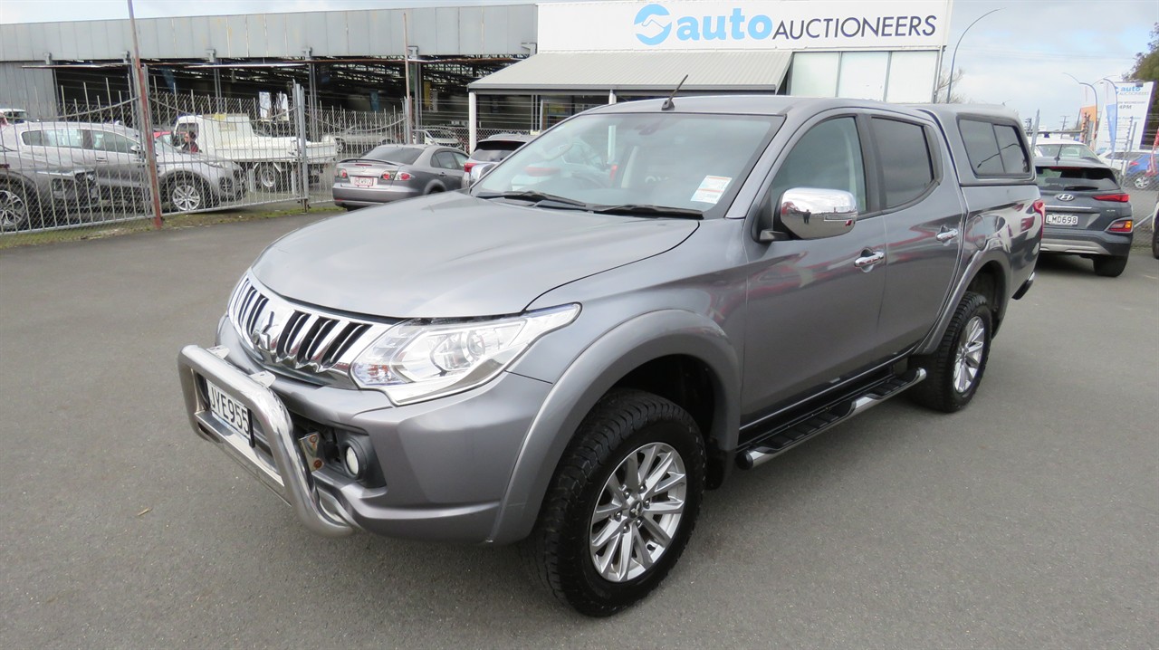 2016 Mitsubishi Triton