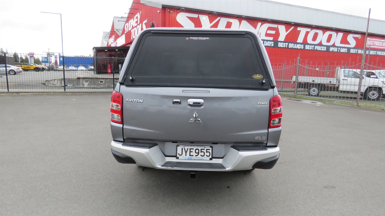 2016 Mitsubishi Triton