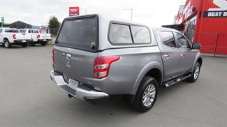 2016 Mitsubishi Triton - Thumbnail