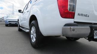 2017 Nissan Navara - Thumbnail