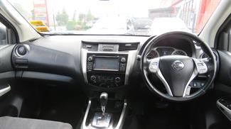 2017 Nissan Navara - Thumbnail