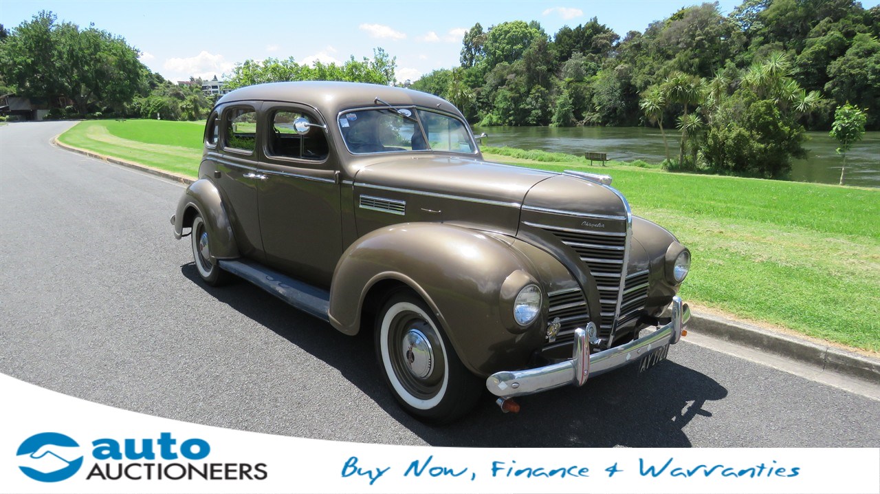 1939 Chrysler Sedan