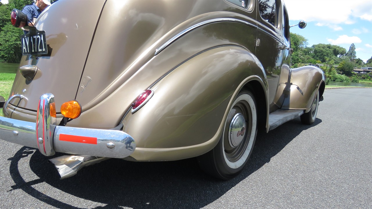 1939 Chrysler Sedan