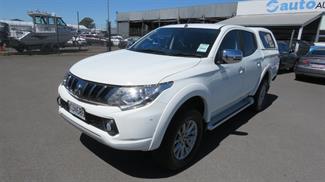 2017 Mitsubishi Triton - Thumbnail