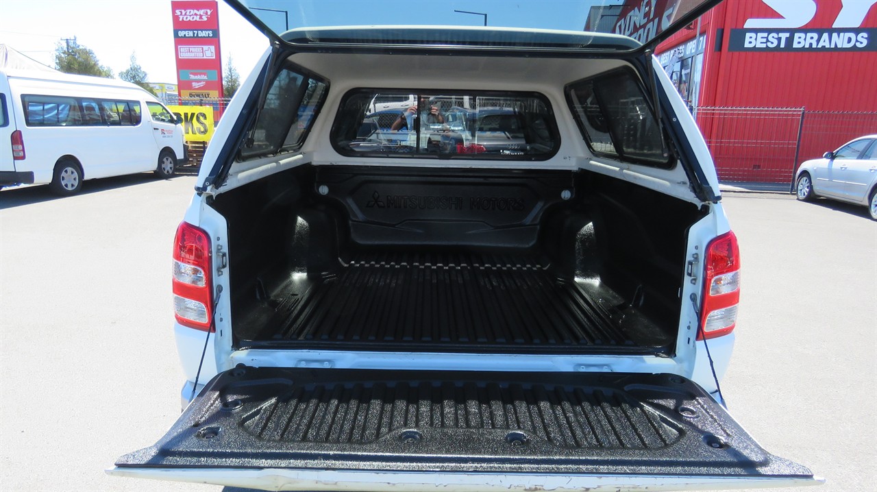 2017 Mitsubishi Triton