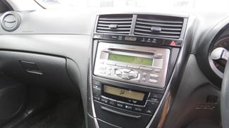 2007 Toyota Caldina - Thumbnail