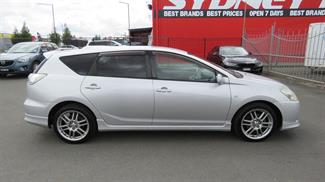 2007 Toyota Caldina - Thumbnail