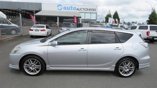 2007 Toyota Caldina - Thumbnail