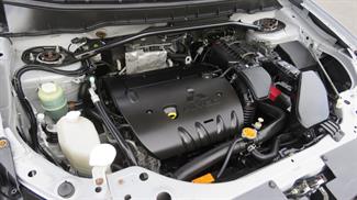 2008 Mitsubishi Outlander - Thumbnail