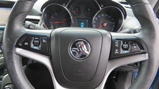 2013 Holden Cruze - Thumbnail