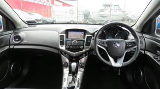 2013 Holden Cruze - Thumbnail