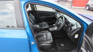 2013 Holden Cruze - Thumbnail