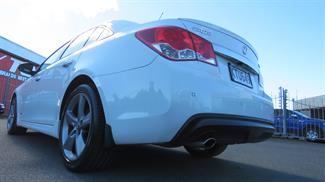 2017 Holden Cruze - Thumbnail